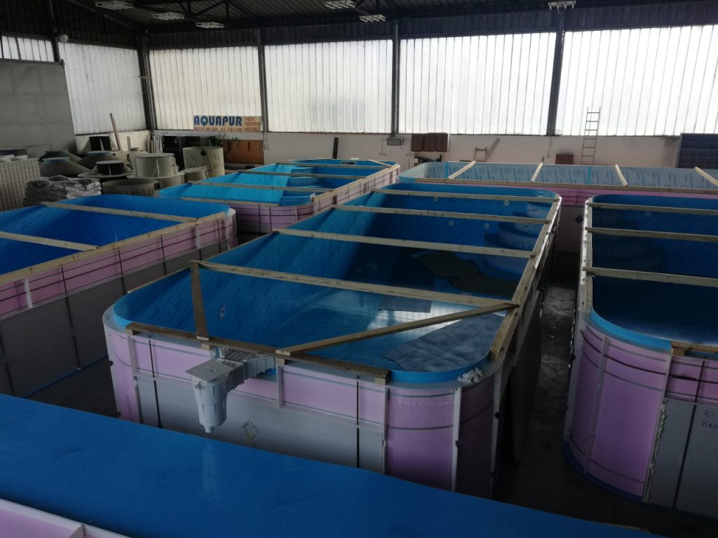 Završeni aquapur bazeni čekaju ugradnju