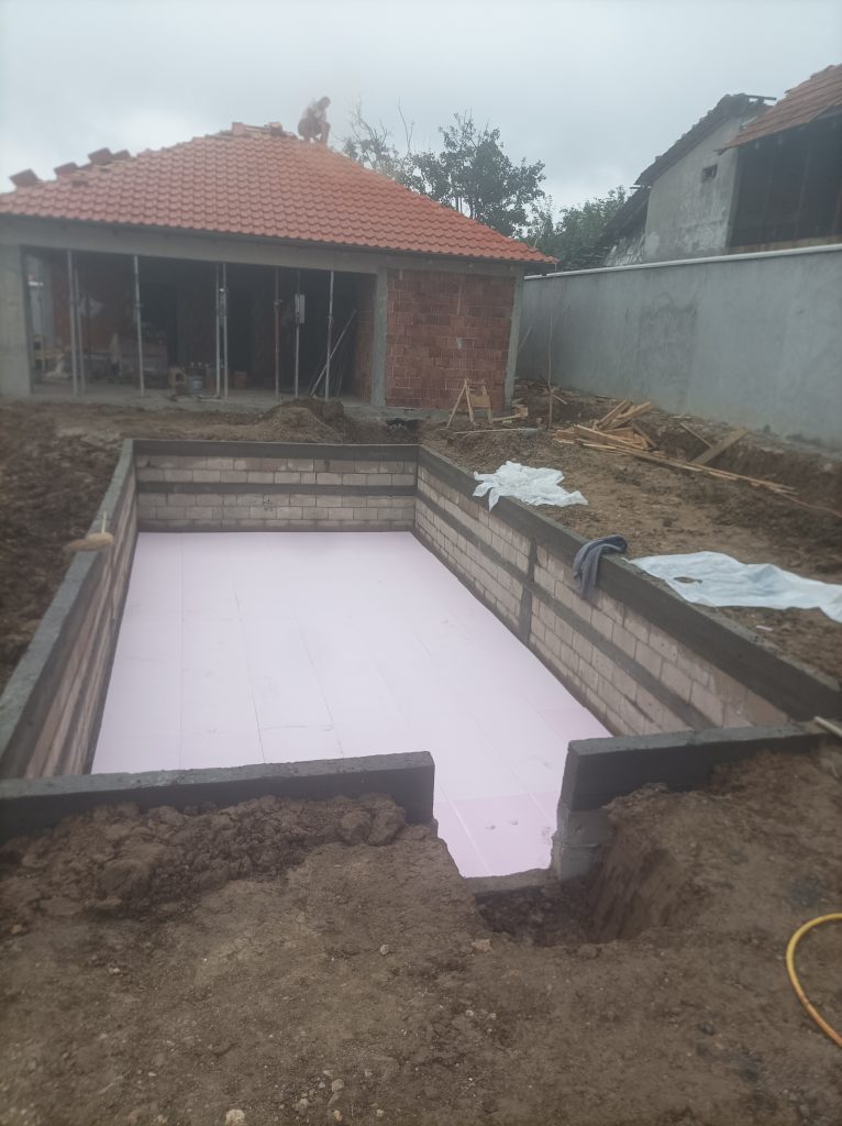 Priprema terena za Aquapur ugradni bazen